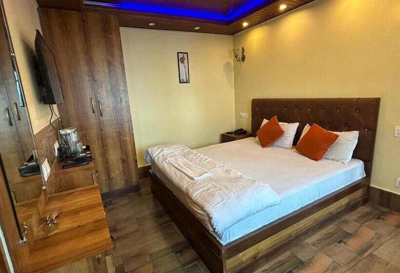 Hotel Ratna Villa Inn