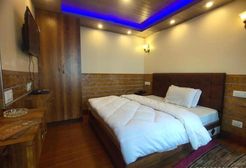 Hotel Ratna Villa Inn