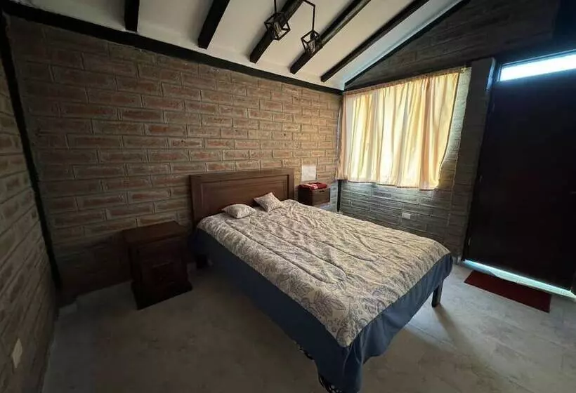 ホテル Uksha Wasi Hospedaje