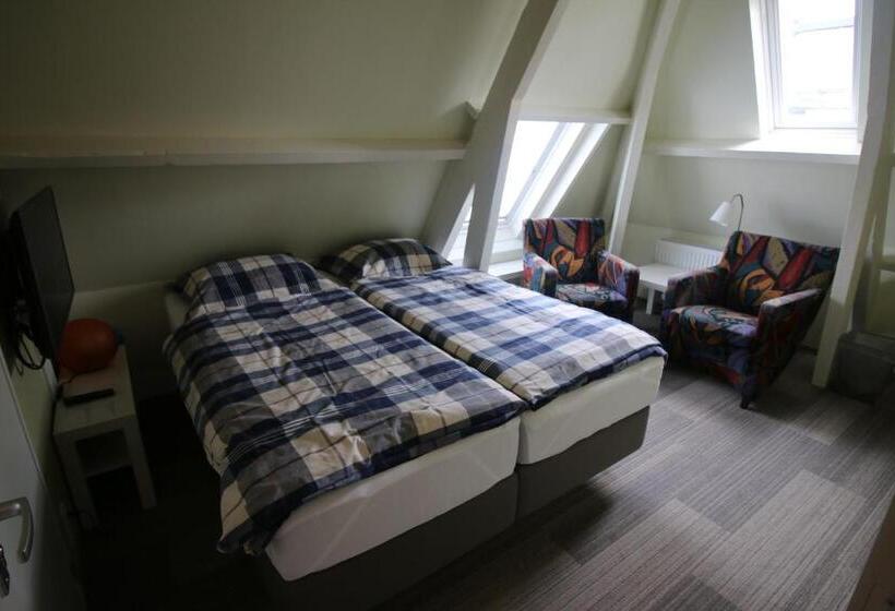 تختخواب و صبحانه Pension Sissi