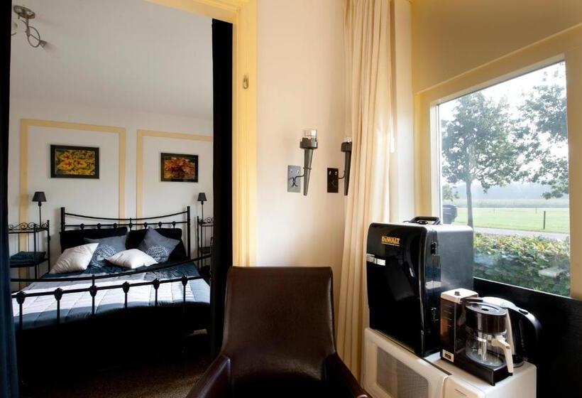 Bed & Breakfast  Op 7