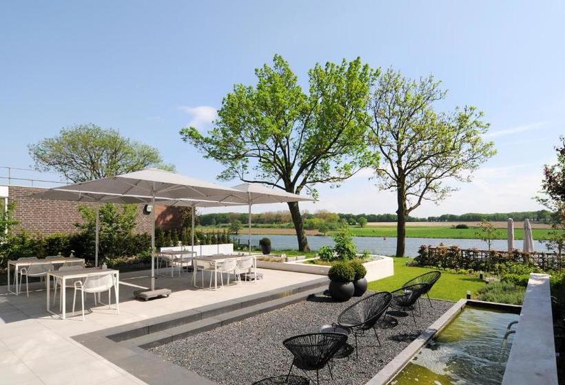 Het Raadhuys Design B&b