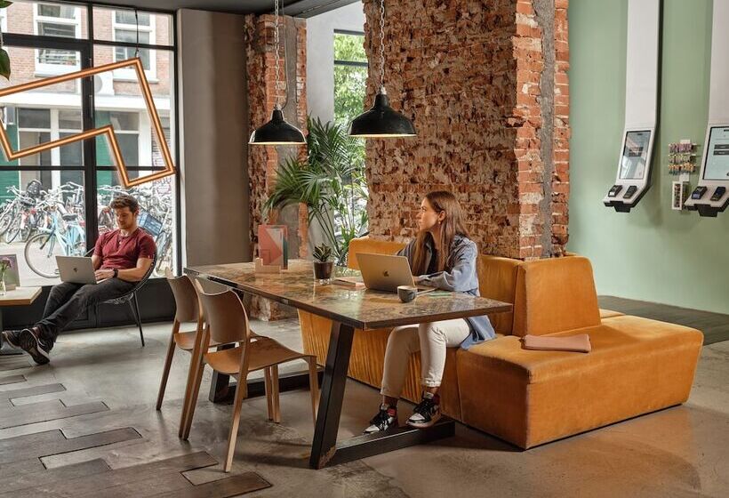 ホテル Cityhub Amsterdam