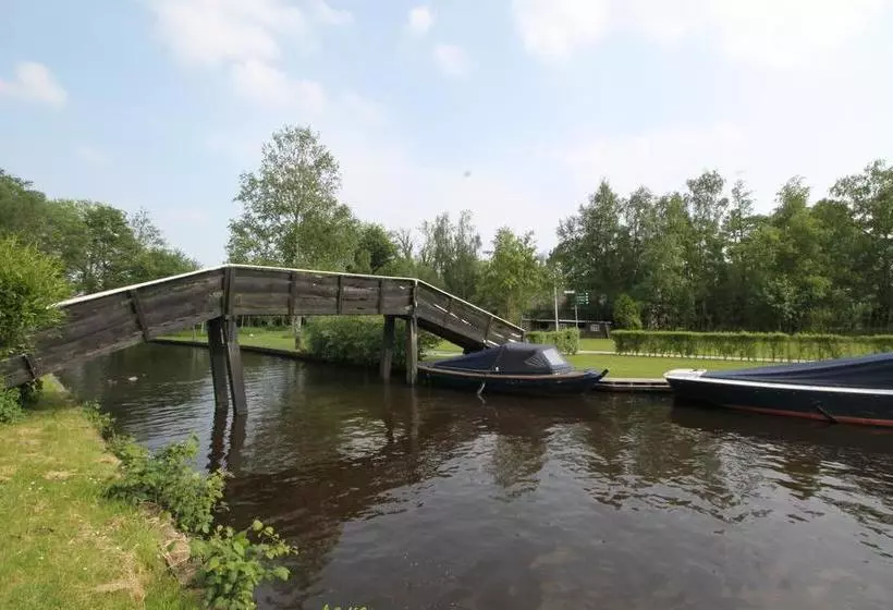 هتل Giethoorn