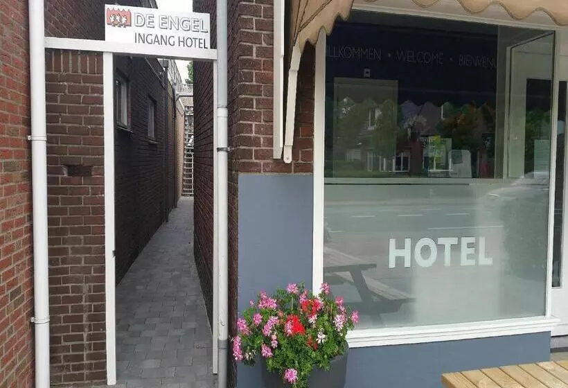 ホテル Restaurant De Engel
