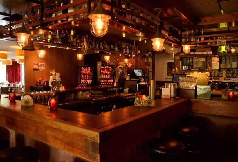 ホテル Restaurant De Engel