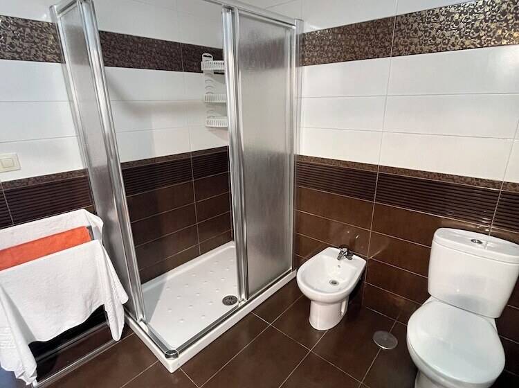 فندق Hostal Restaurante San Roque