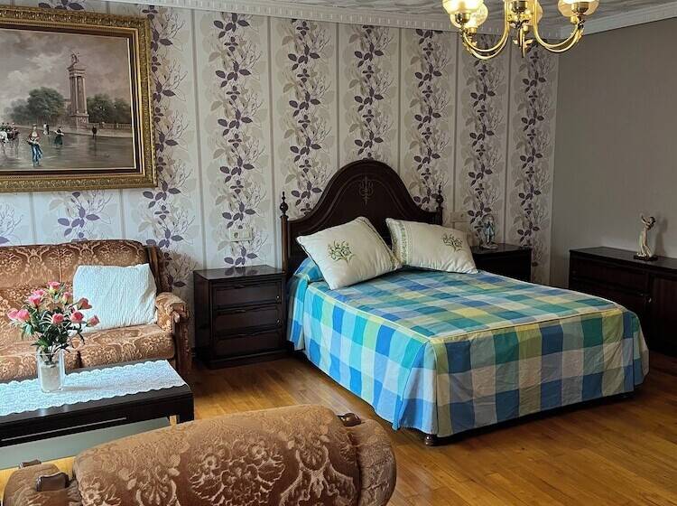 فندق Hostal Restaurante San Roque