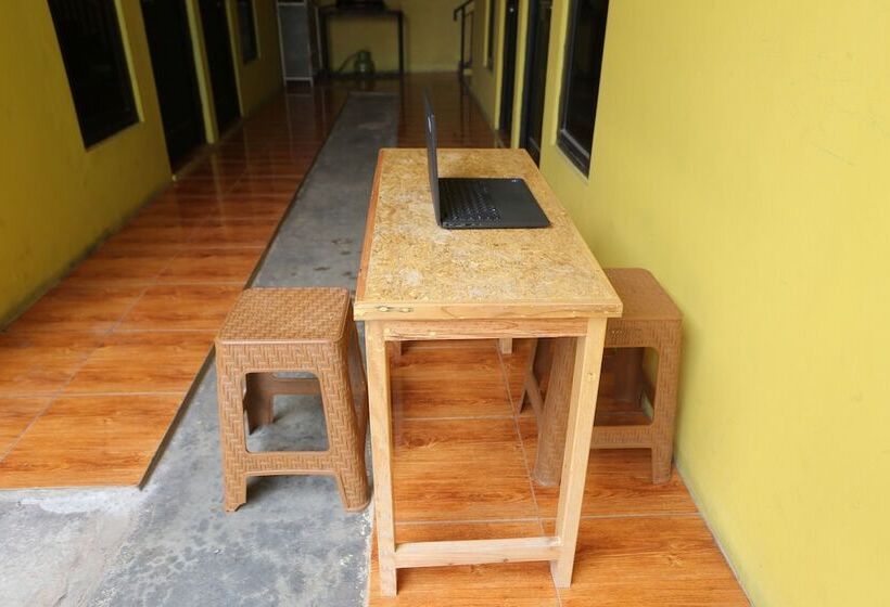 Hotel Spot On 93908 Angel Guest House