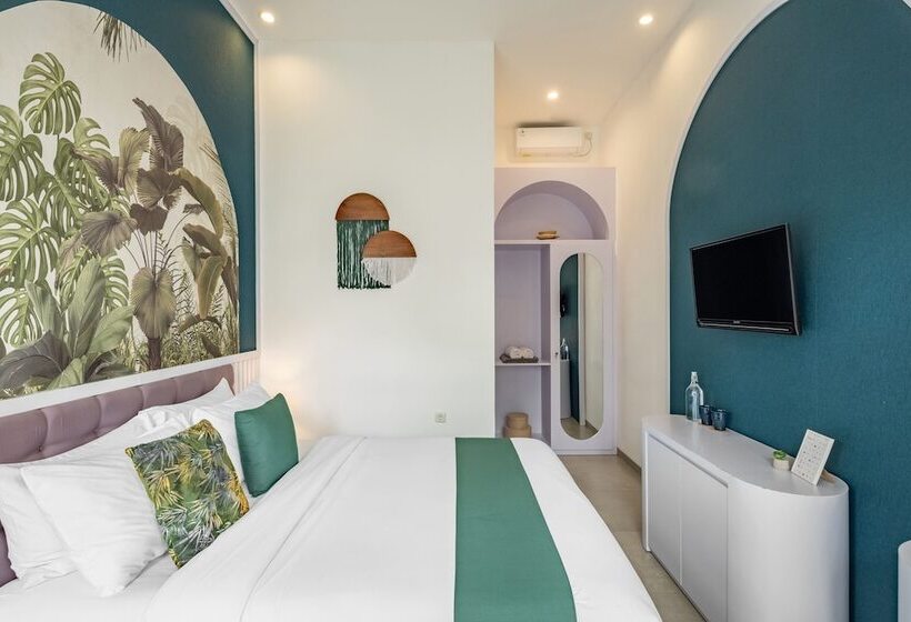 Отель Cove Ume Nerus