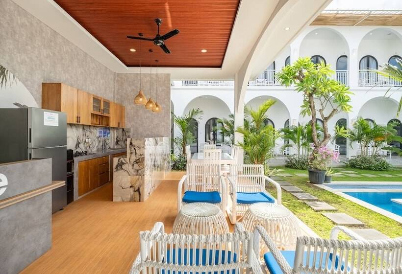 Отель Cove Ume Nerus