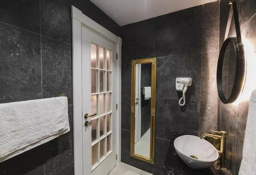 Iż żebbuġa Boutique Suites