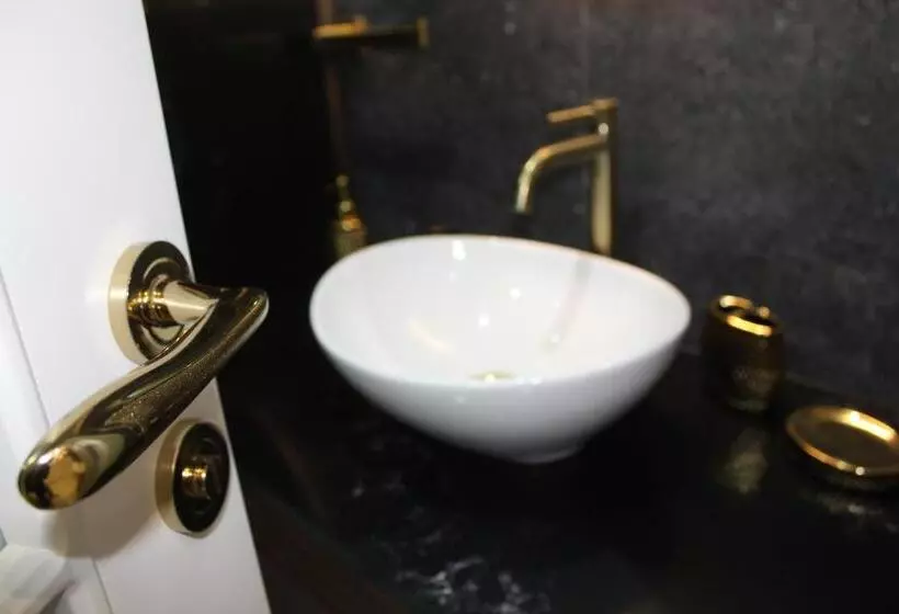 Iż żebbuġa Boutique Suites