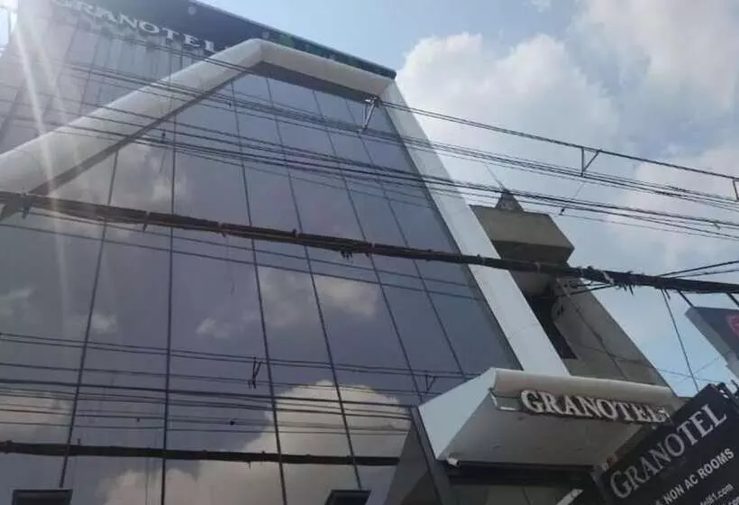 Fabhotel Granotel