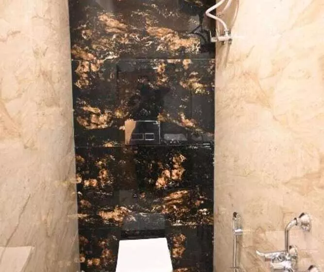 Fabhotel Granotel