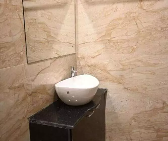 Fabhotel Granotel