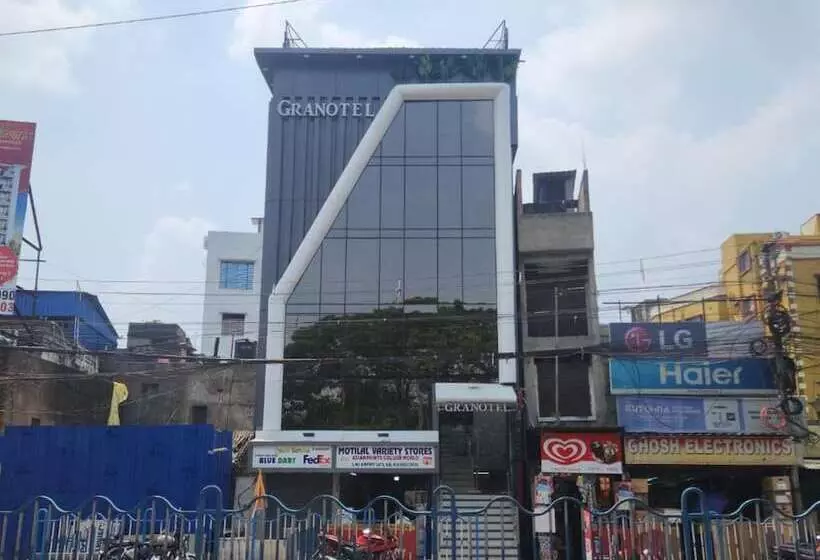 Fabhotel Granotel
