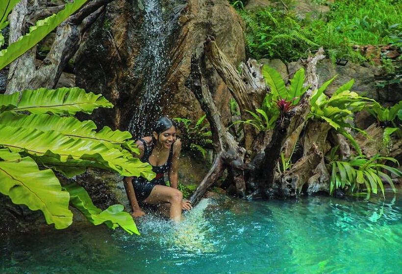 Hotel Siyonra Bungalow