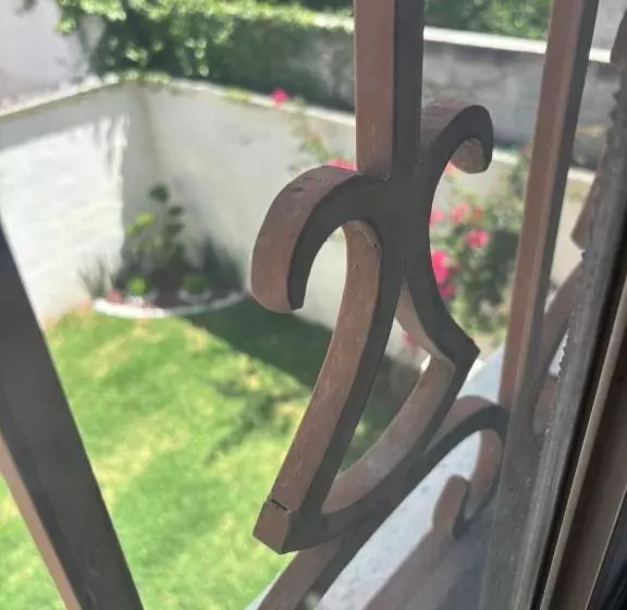 پانسیون Habitacion Cedro