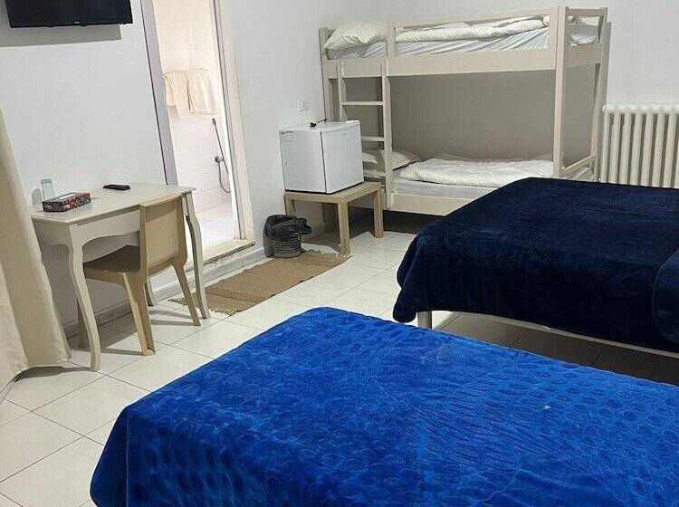 בית מלון כפרי Transatlantique Tunis