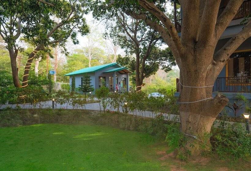 בית מלון כפרי The Destin Ekaant By 3tree Group