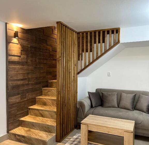 پانسیون Casa Coltea