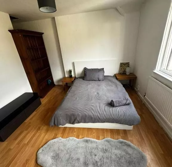 ペンション Waltham Cross Rooms