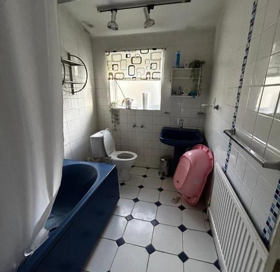 펜션 Waltham Cross Rooms