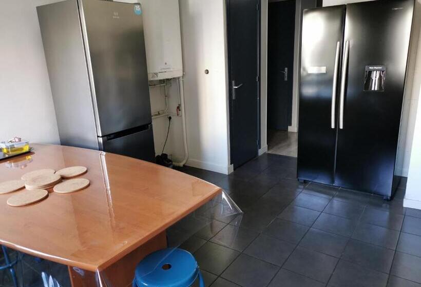 تختخواب و صبحانه Chambre Centre Ville