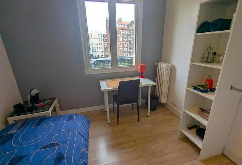 تختخواب و صبحانه Chambre Centre Ville