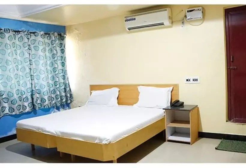 ホテル Sivabhagya Annexe