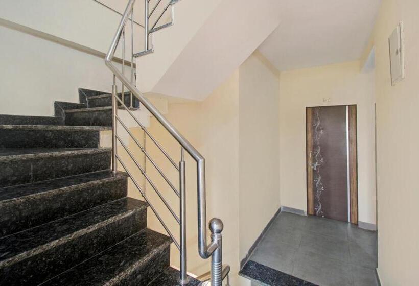 בית מלון כפרי Oyo Samrat P Guest House