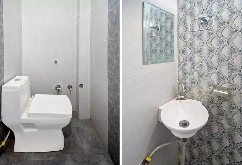 هتل Oyo Samrat P Guest House