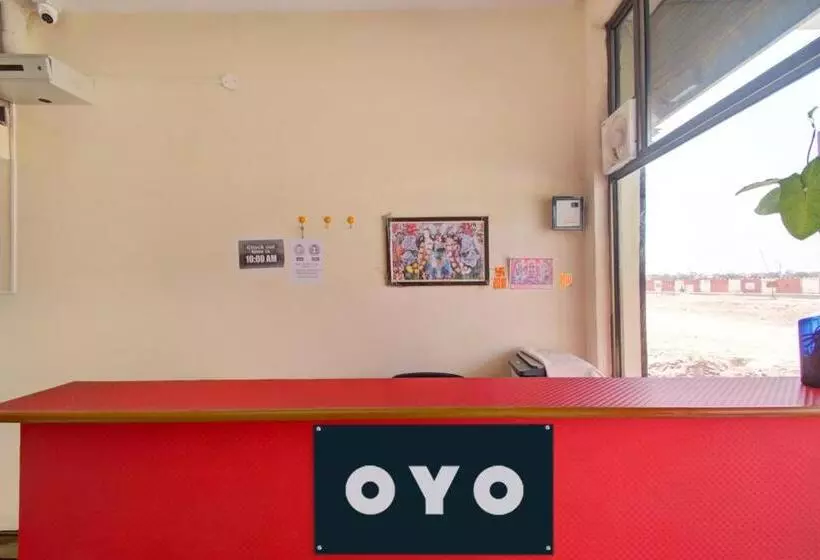 هتل Oyo Samrat P Guest House