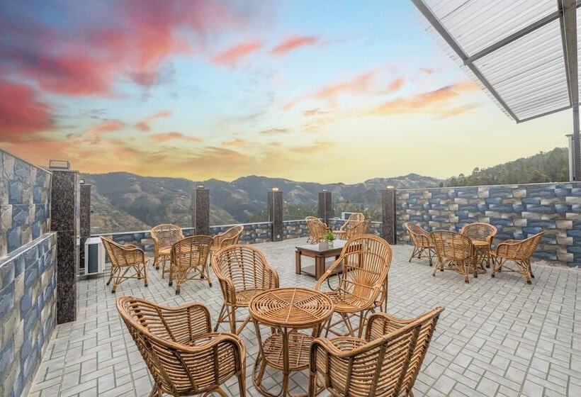 בית מלון כפרי Manaw Valley Resort