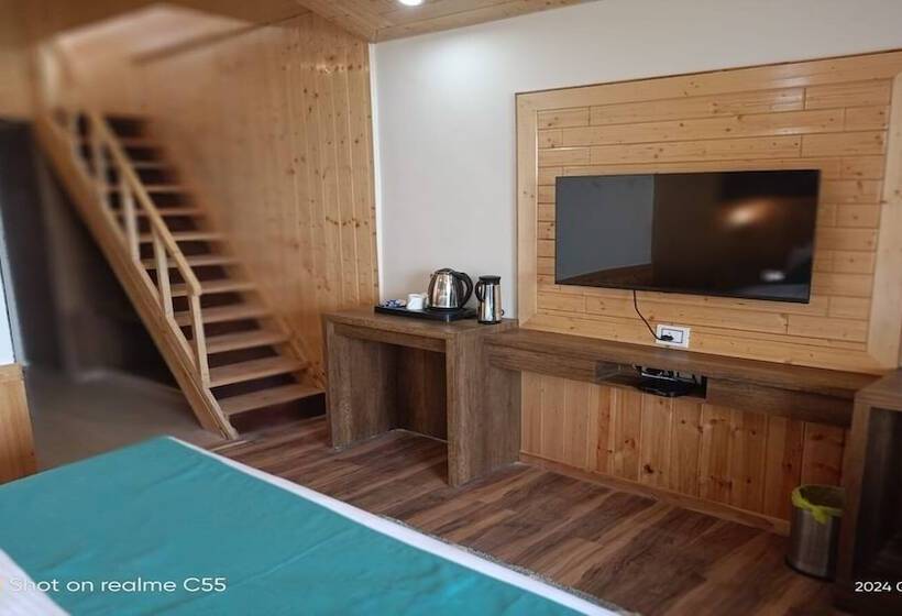 בית מלון כפרי Manaw Valley Resort