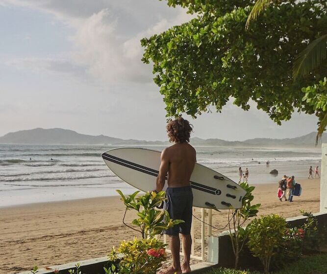 هتل Perla De La Playa Beachfront