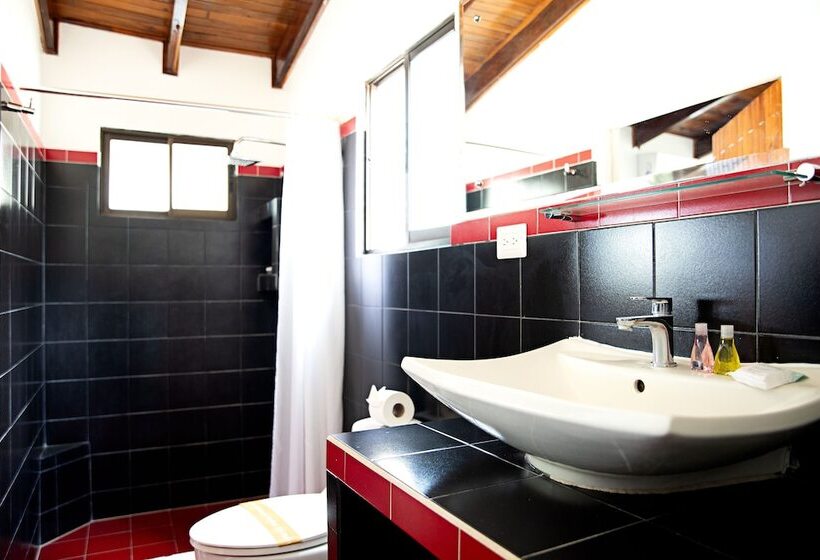 هتل Perla De La Playa Beachfront