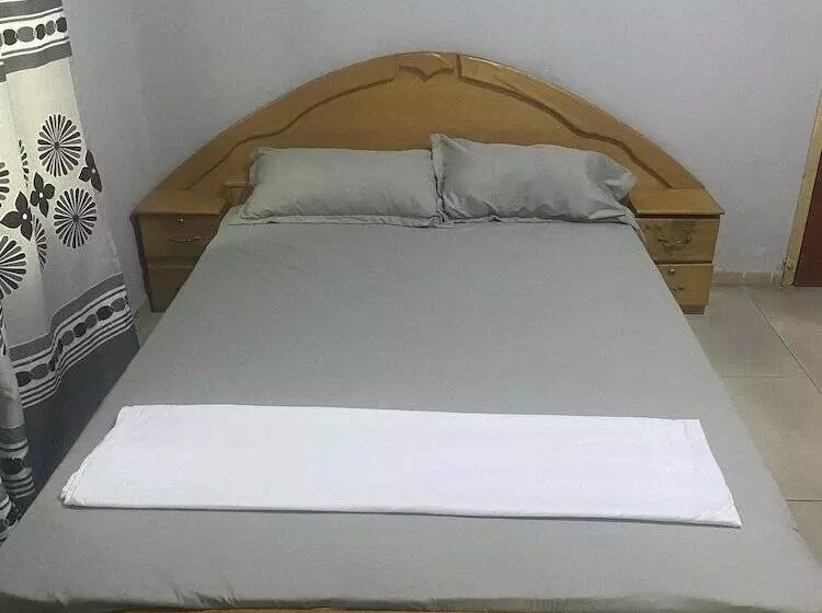 Estepona Playa Hostel