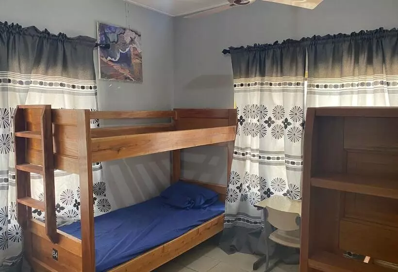 Estepona Playa Hostel