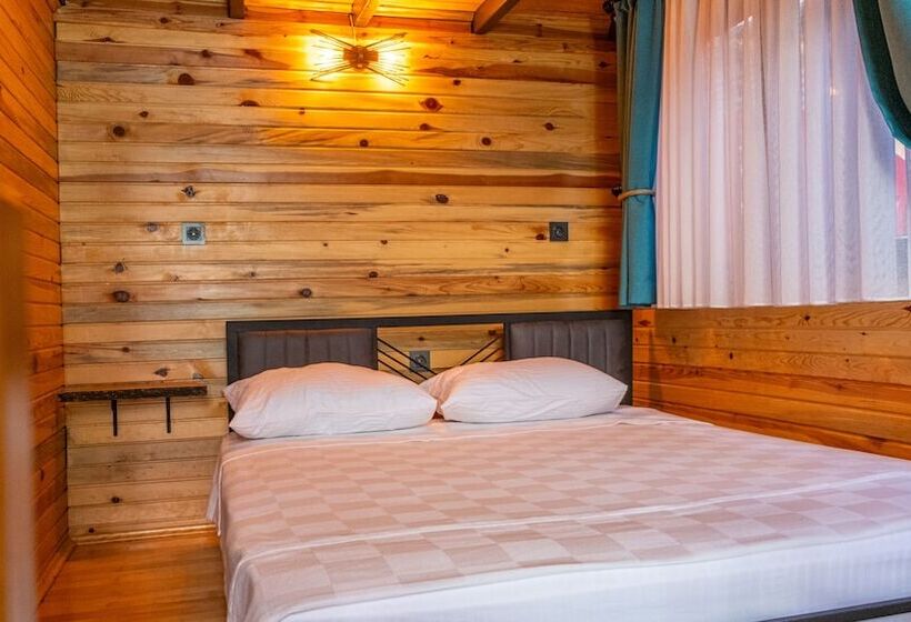 בית מלון כפרי Tringo Bungalov