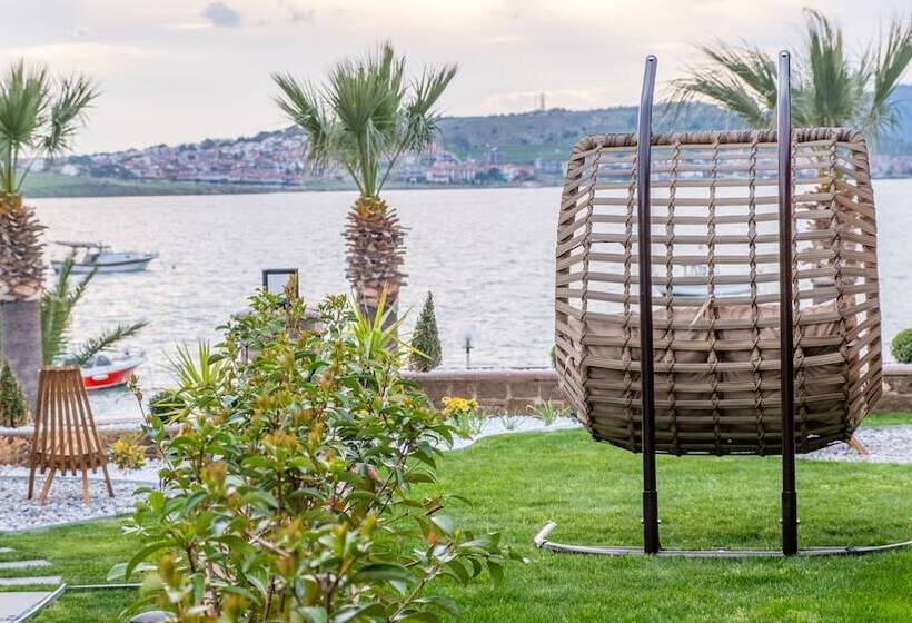 בית מלון כפרי Tringo Bungalov