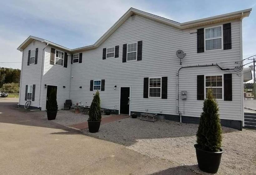 ベッドアンドブレックファースト Captain's Inn