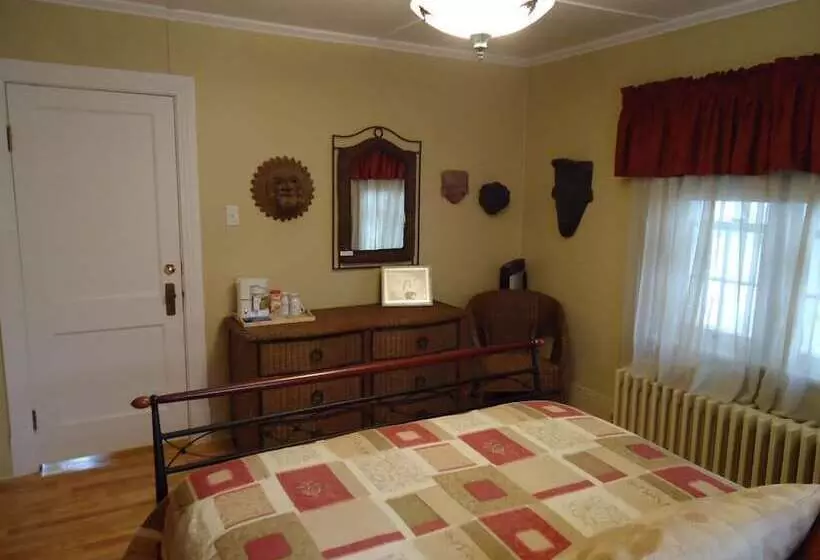 ベッドアンドブレックファースト Le Gîte De La St Lawrence