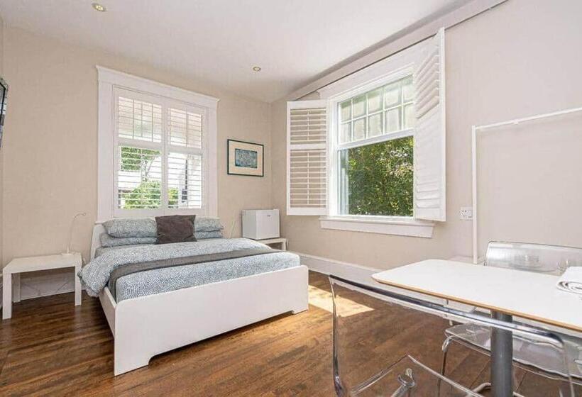 ベッドアンドブレックファースト Les Suites Kaishi