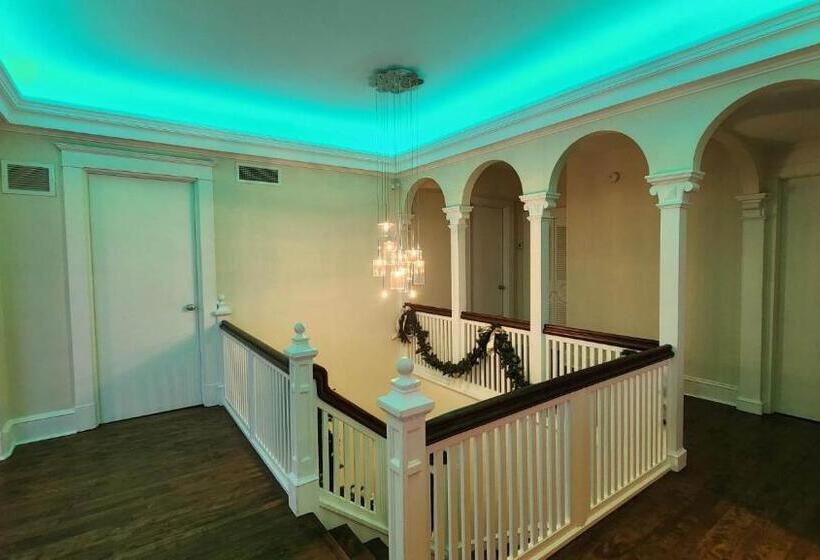 ベッドアンドブレックファースト Les Suites Kaishi