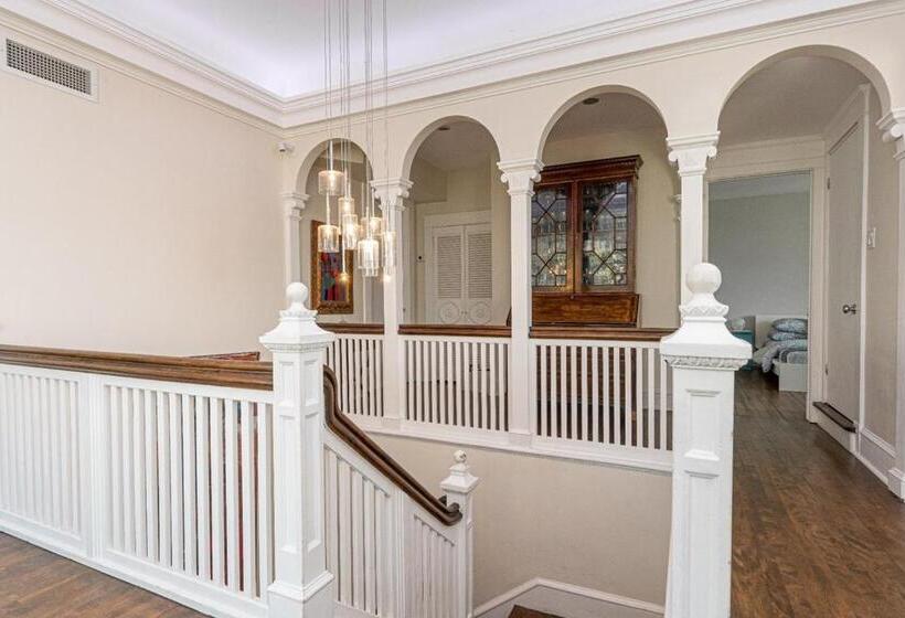 ベッドアンドブレックファースト Les Suites Kaishi