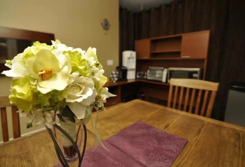 Cornerstone Bed And Breakfast