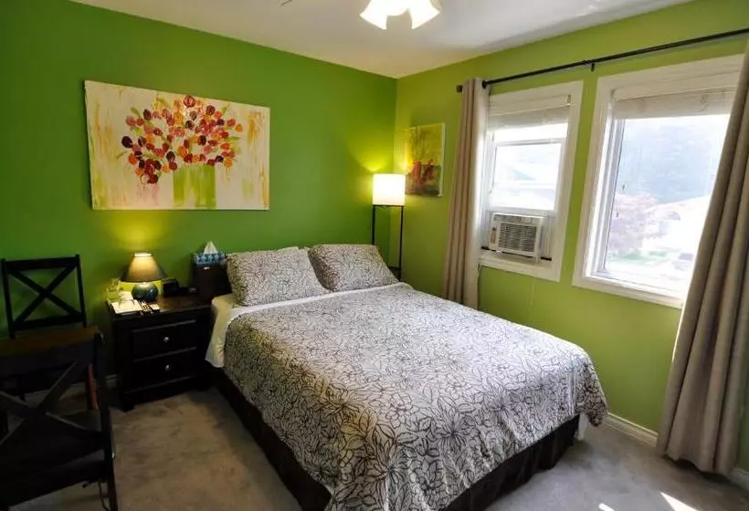 Cornerstone Bed And Breakfast