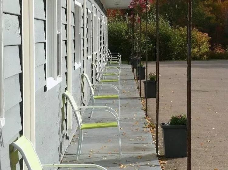 Cornerstone Motel